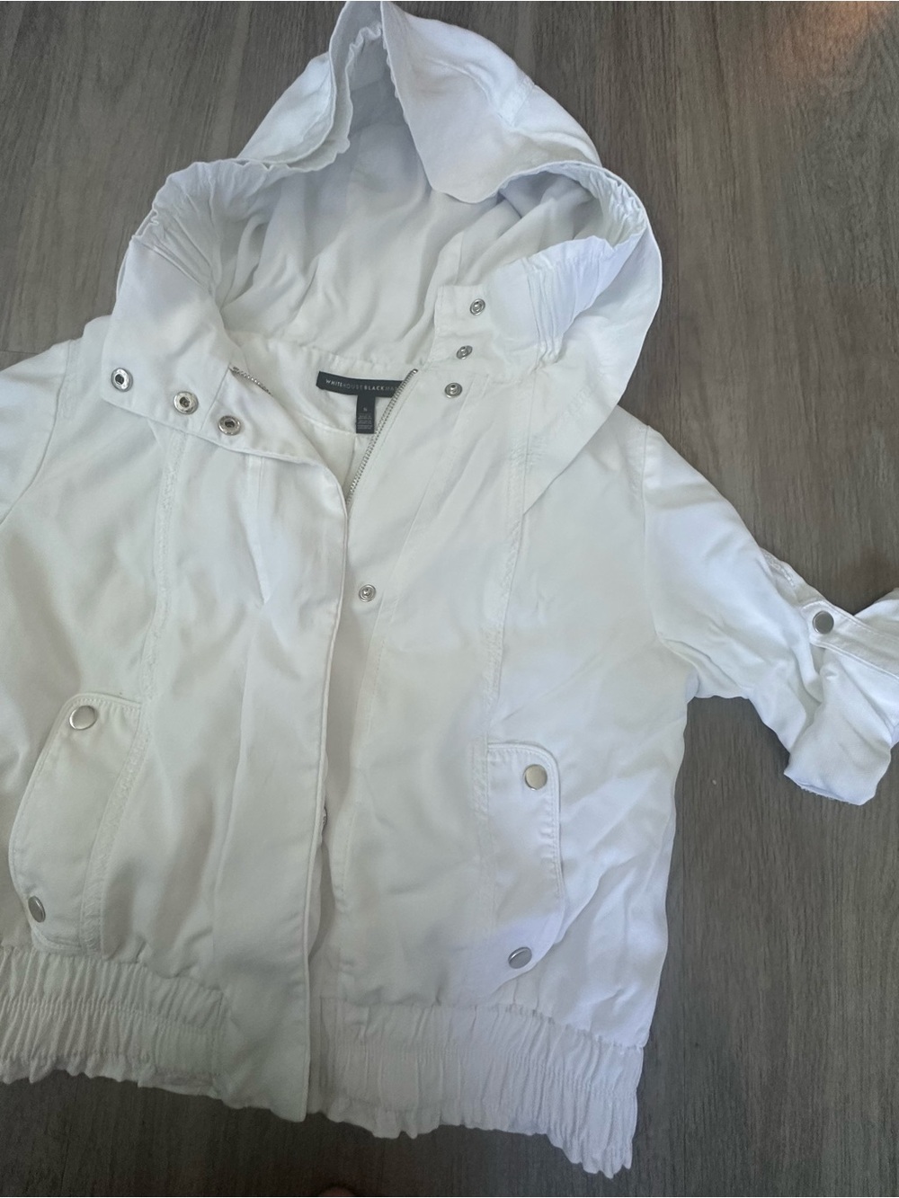White House Black Market White Hooded Utility Jacket Lyocell Size Small WHBM 3/4 - Picture 4 of 8